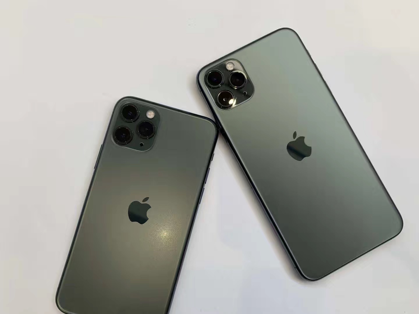  p>iphone 11 pro是苹果公司于2019年9月10日(北京时间9月11日凌晨1点