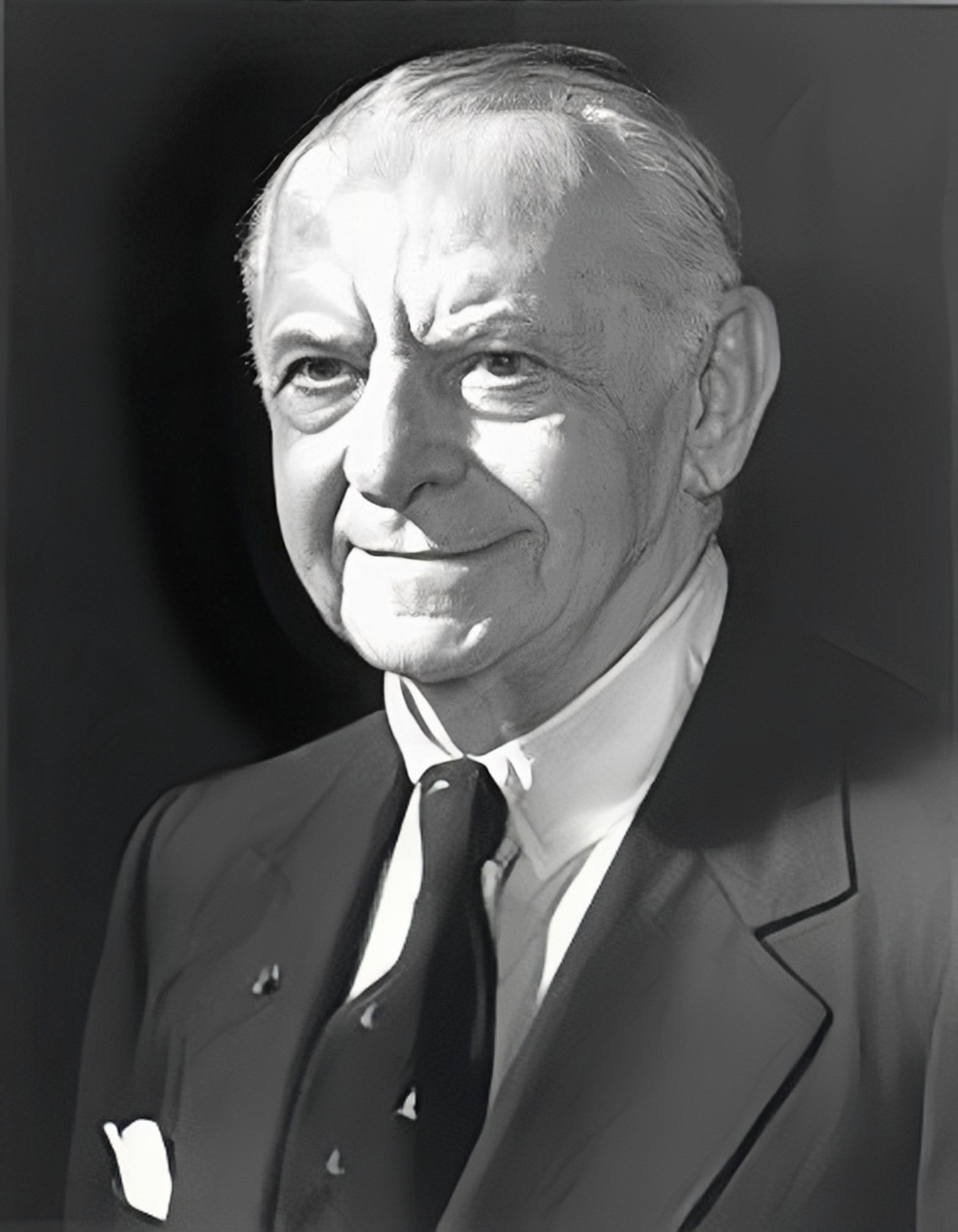  p>阿曼德·哈默(armand hammer,1898年5月21日——1990年12月10日)