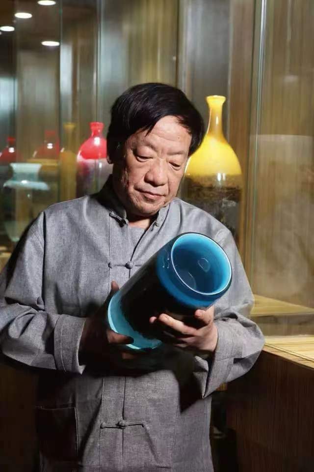 class="ref" data-ctrid="t9p565zejcsl">中国玻璃(琉璃)艺术大师 