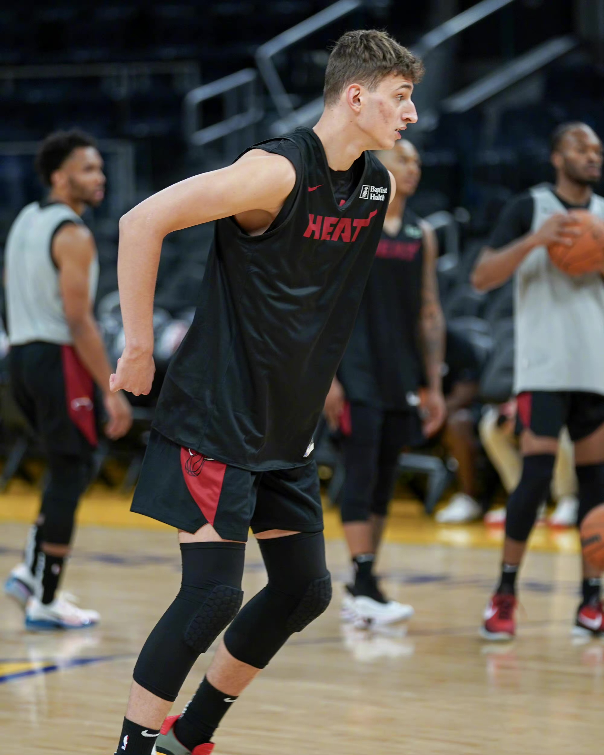 尼古拉·约维奇