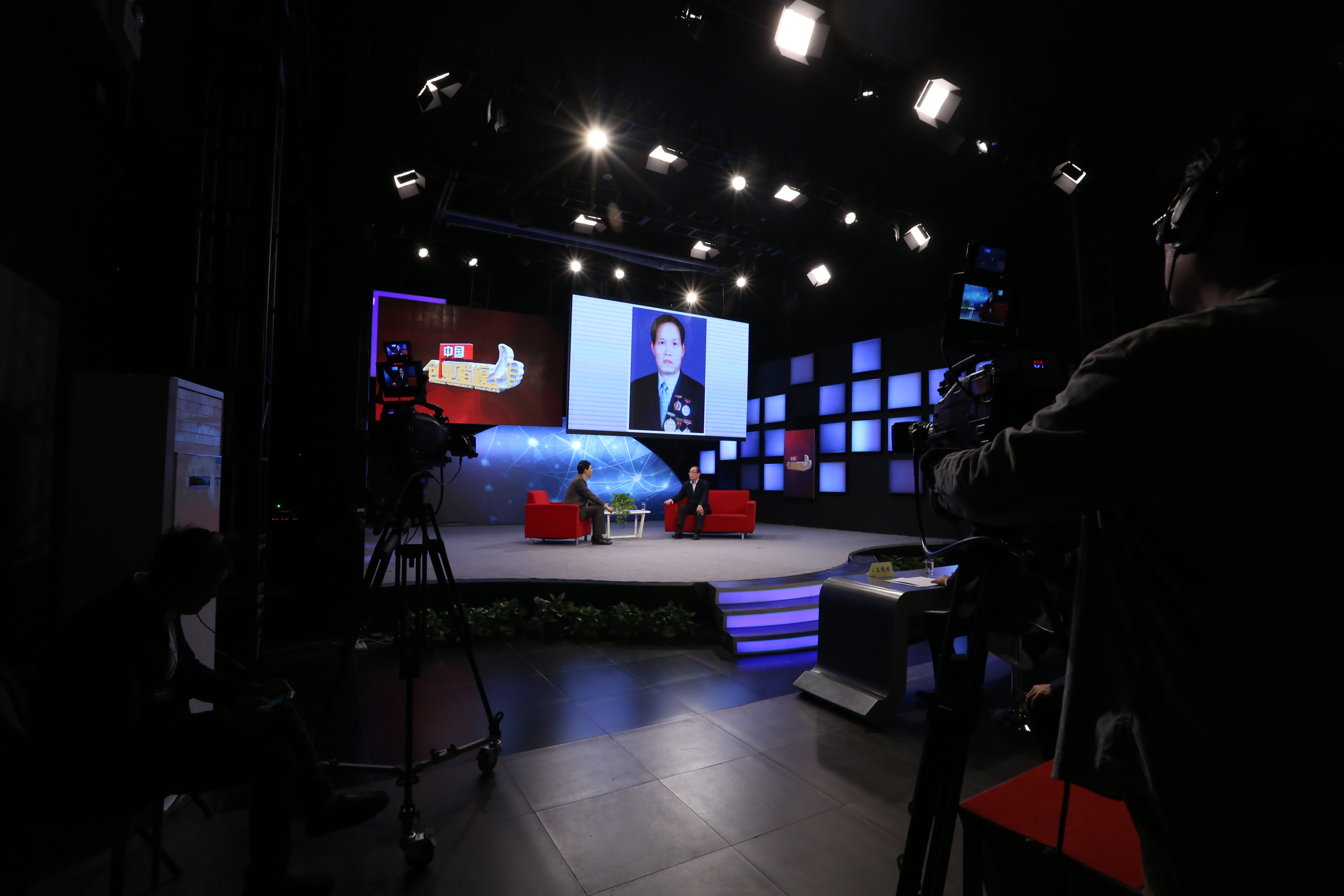 年在cctv-ip电视中国微电影频道播出的一档全国大型创业励志访谈节目