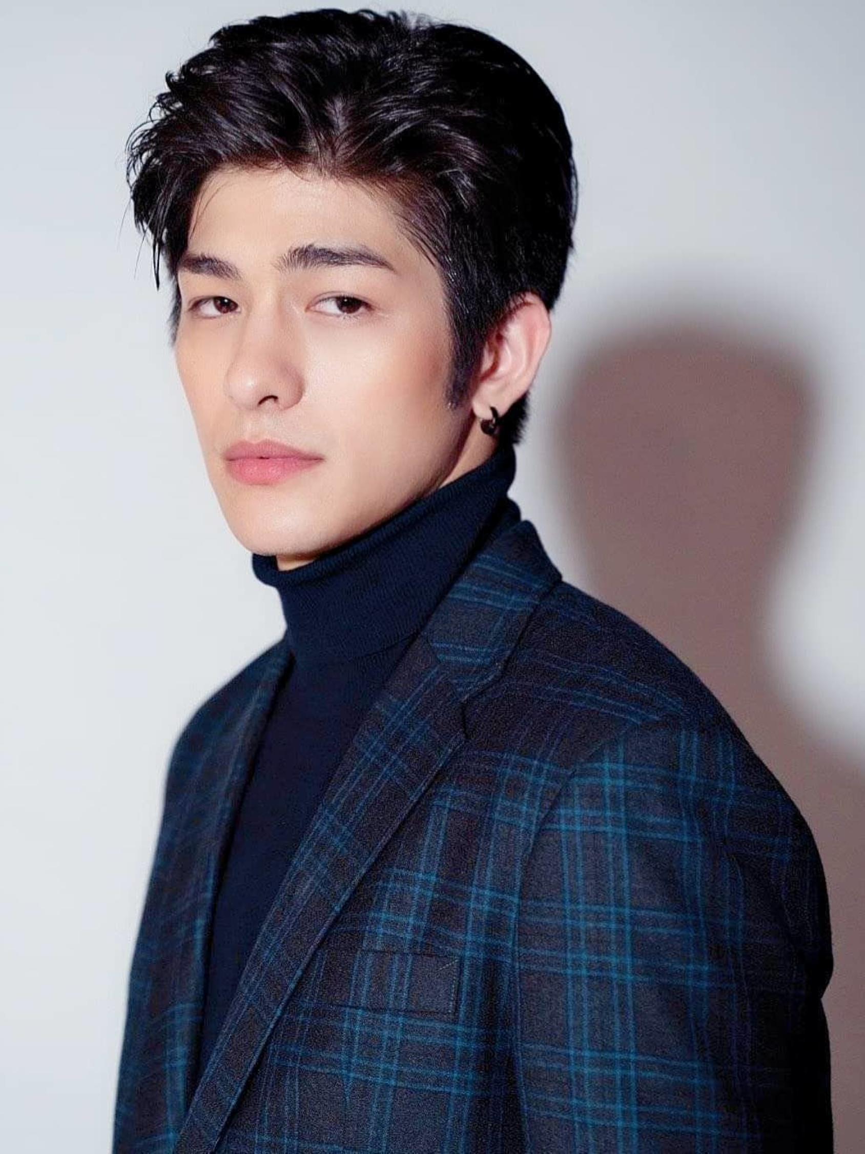 卢克·石川·普劳顿