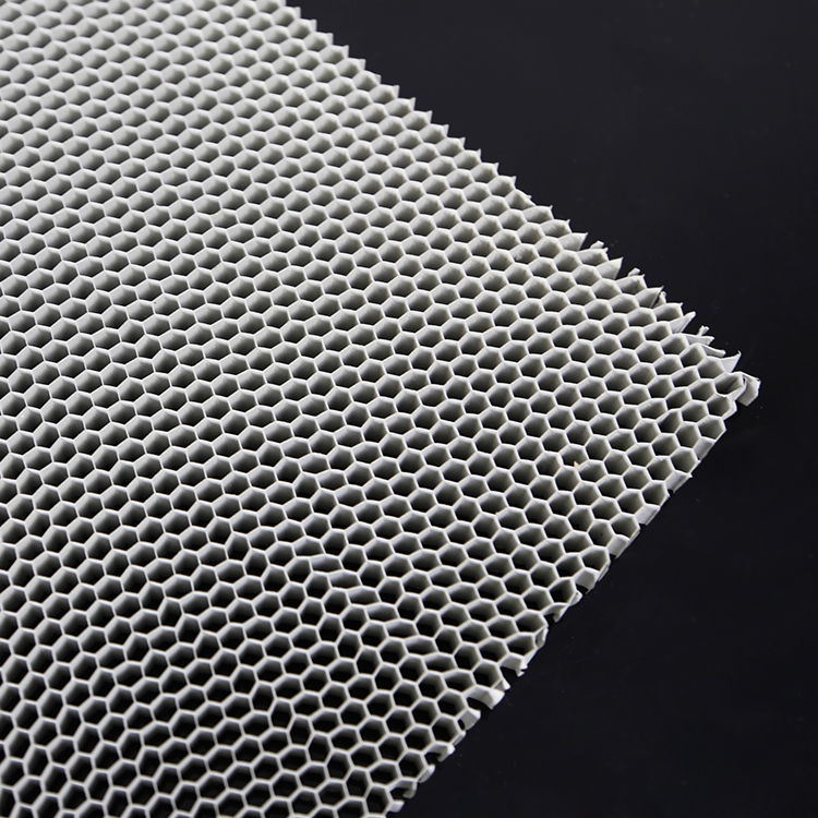 多孔金属过滤材料