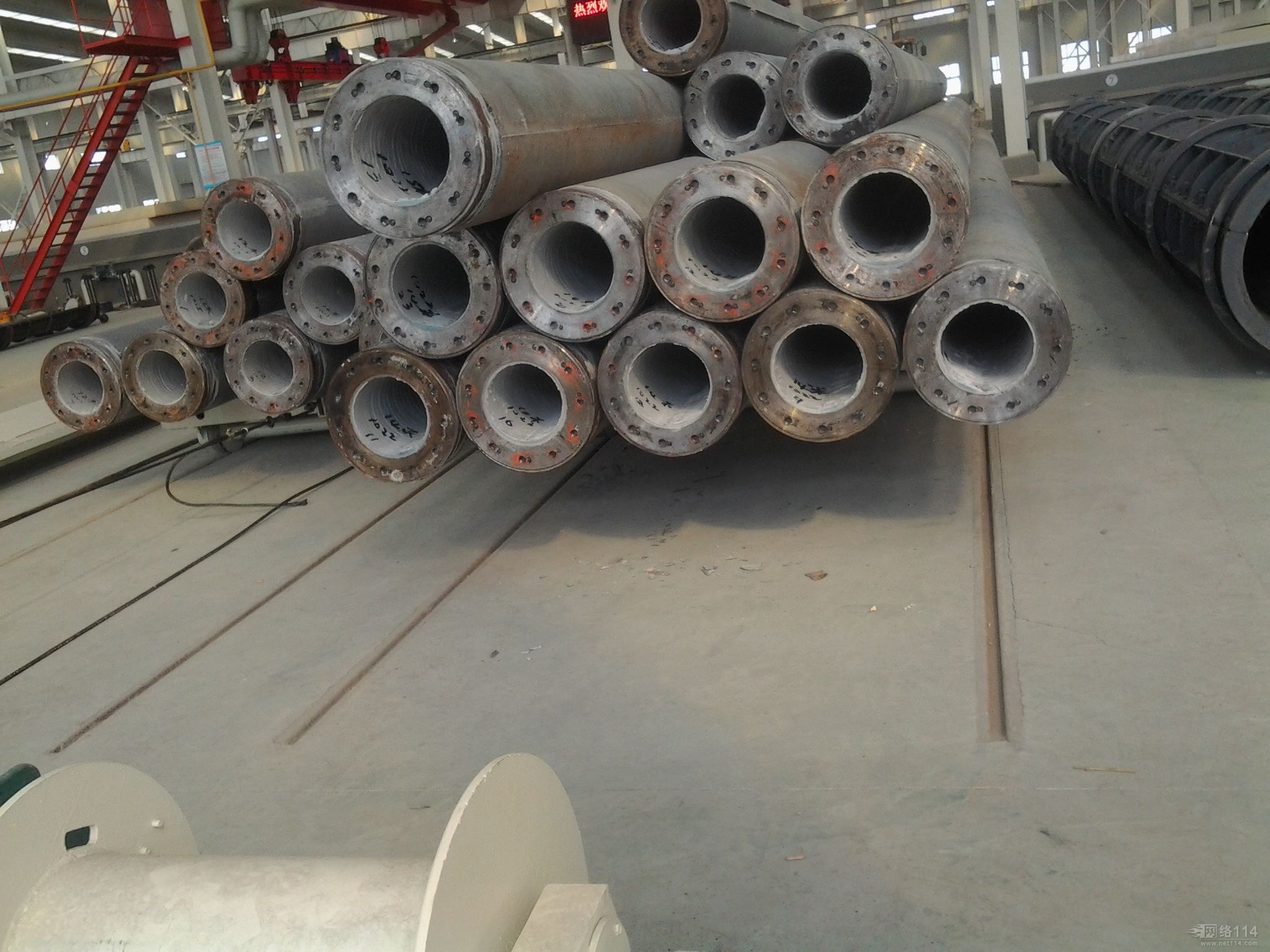 为c60及其以上的混凝土,c100强度等级以上的混凝土称为超高强混凝土