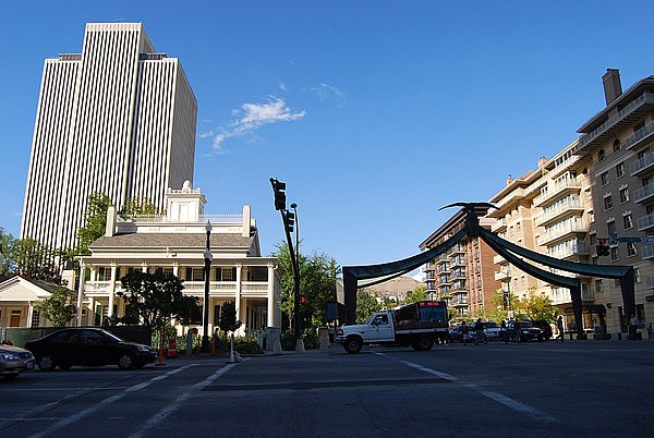  p>盐湖城(salt lake city,简称 slc),是美国 a target="_blank" href