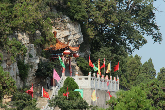 金粟山