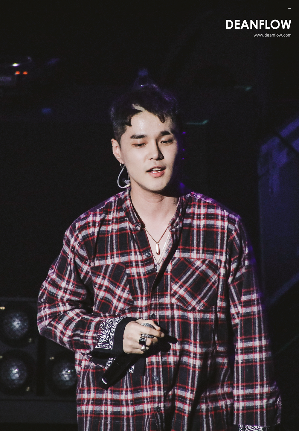  p data-id="gncoeumbor">韩国r&b男歌手dean(   ),本名权革