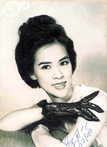  p>吴君丽( i>1934年1月11日至2018年9月26日 /i>),原名为吴燕云,女