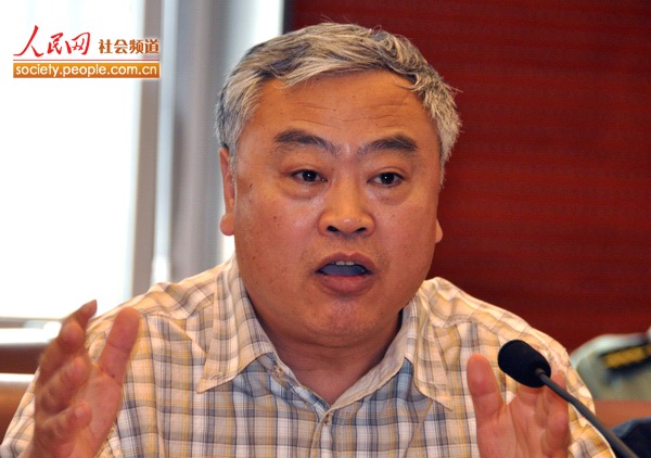 沈志华, 男,1950年出生, a target="_blank" href="/item/历史学家