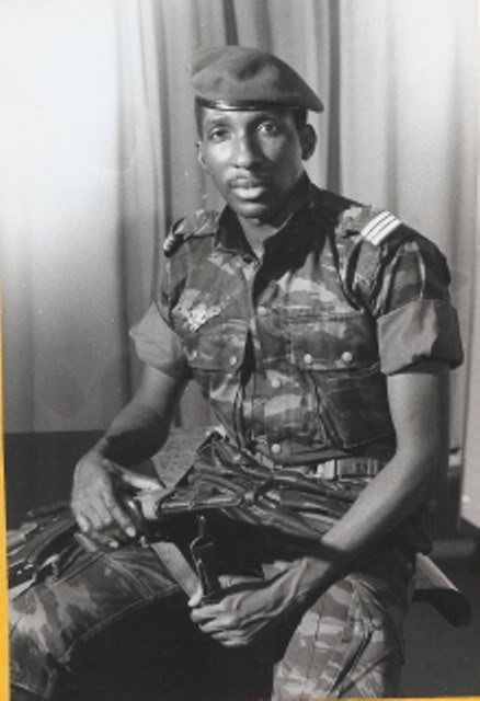  p>托马斯·桑卡拉(thomas sankara)(1949年12月21日,亚科,——1987年
