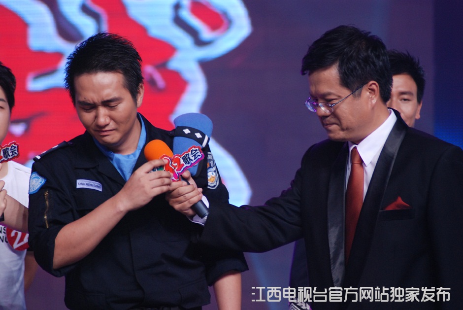 每天一个故事,纵览天下传奇,金飞讲故事的能力在业界已成奇谈,一分钟