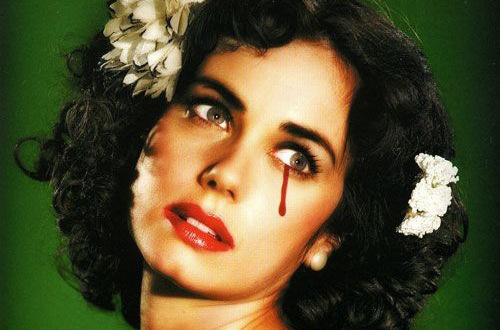 首先,洛杉矶cecil酒店楼顶水箱内发现的女尸被警方证实就是失踪的蓝