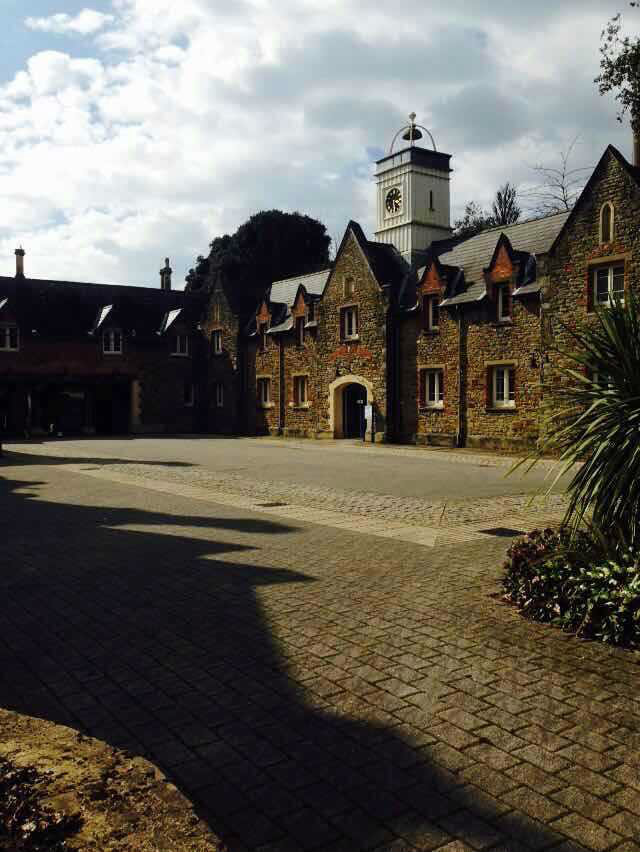  p>斯旺西大学(swansea university),位于英国 a target="_blank"