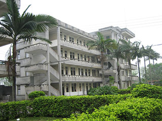  p>揭西县北山中学,是爱国华侨曾兆春先生于1931年创建的培英中学.