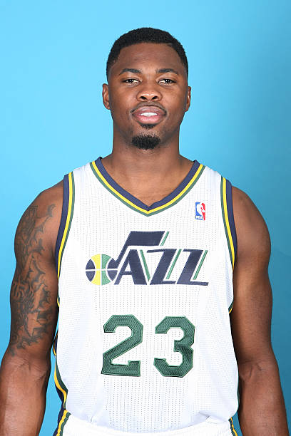  p>特拉维斯·莱斯利(travis leslie),1990年3月29日出生于 a href="