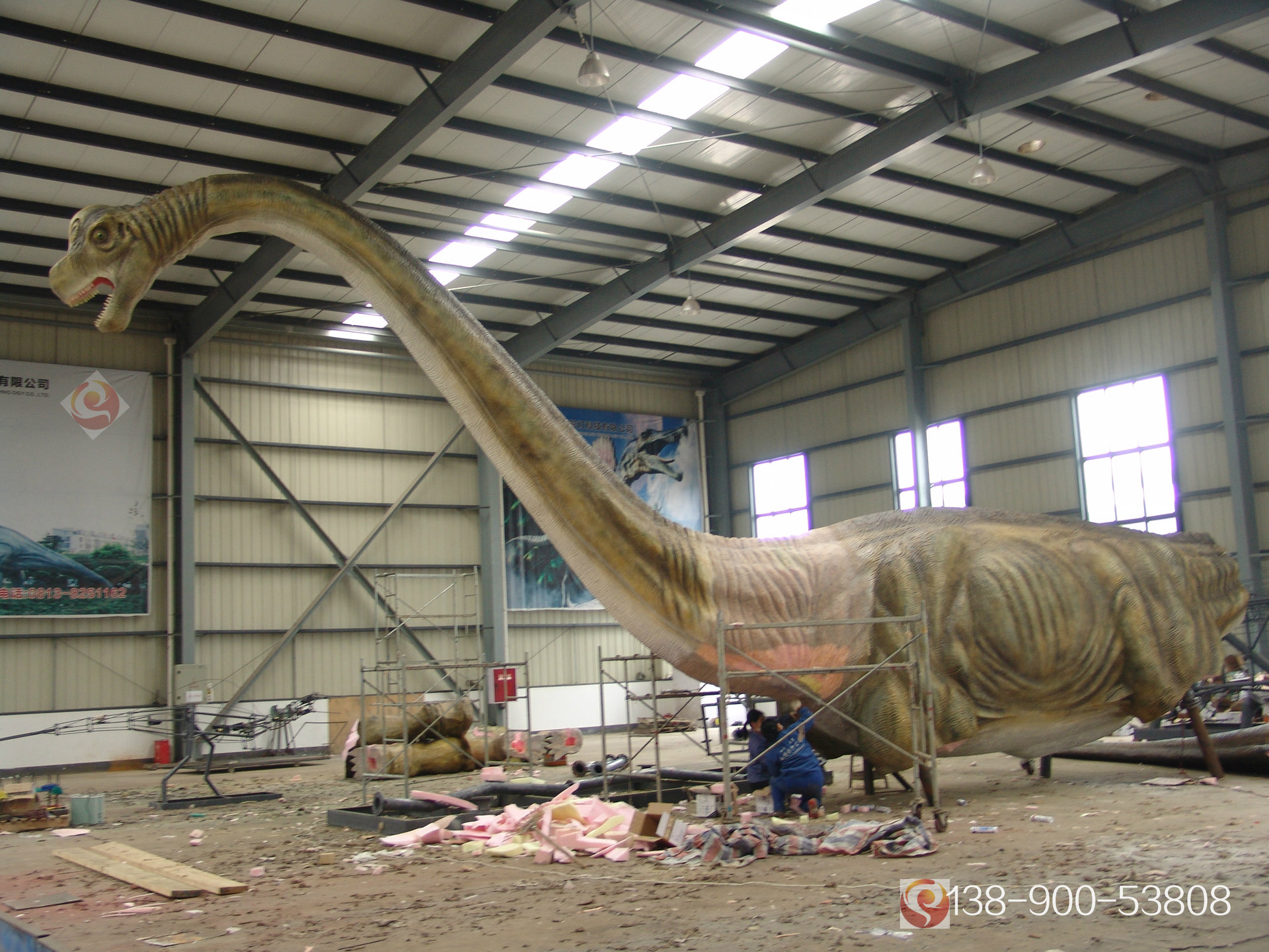  p> a target="_blank" href="/item/仿真恐龙/218720" data-lemmaid=