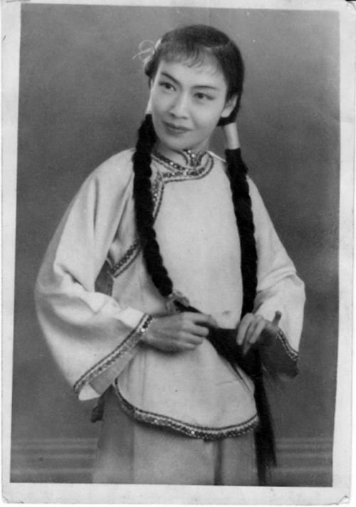 1926年-1988年6月13日) a target="_blank" href="/item/评剧/334034"