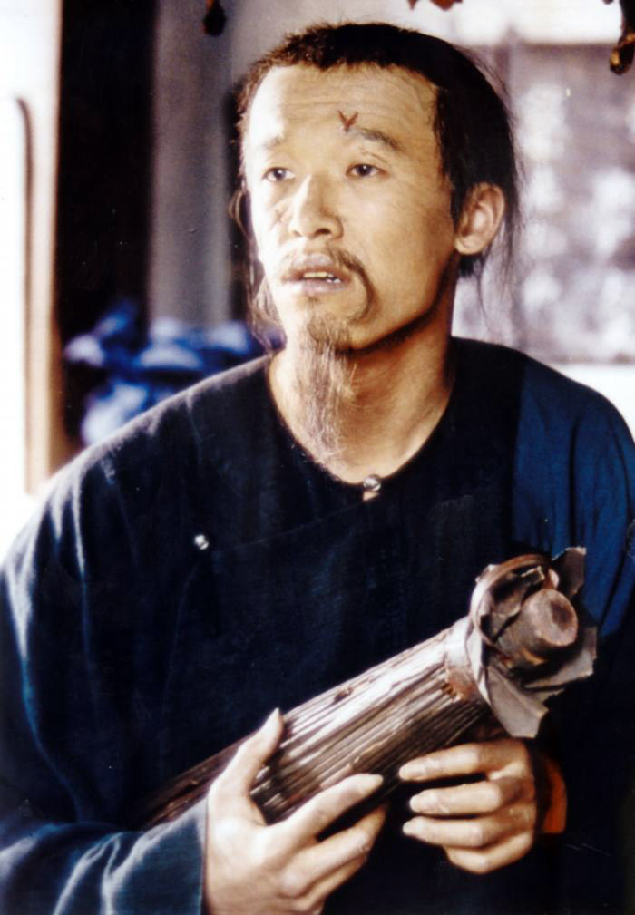  p data-id="gnwt765ztf">《鲁镇传说》是2001年古榕执导的电影.