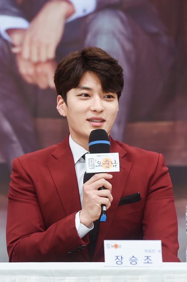  p>《训长吴纯南》是韩国 a target="_blank" href="/item/mbc/7004"