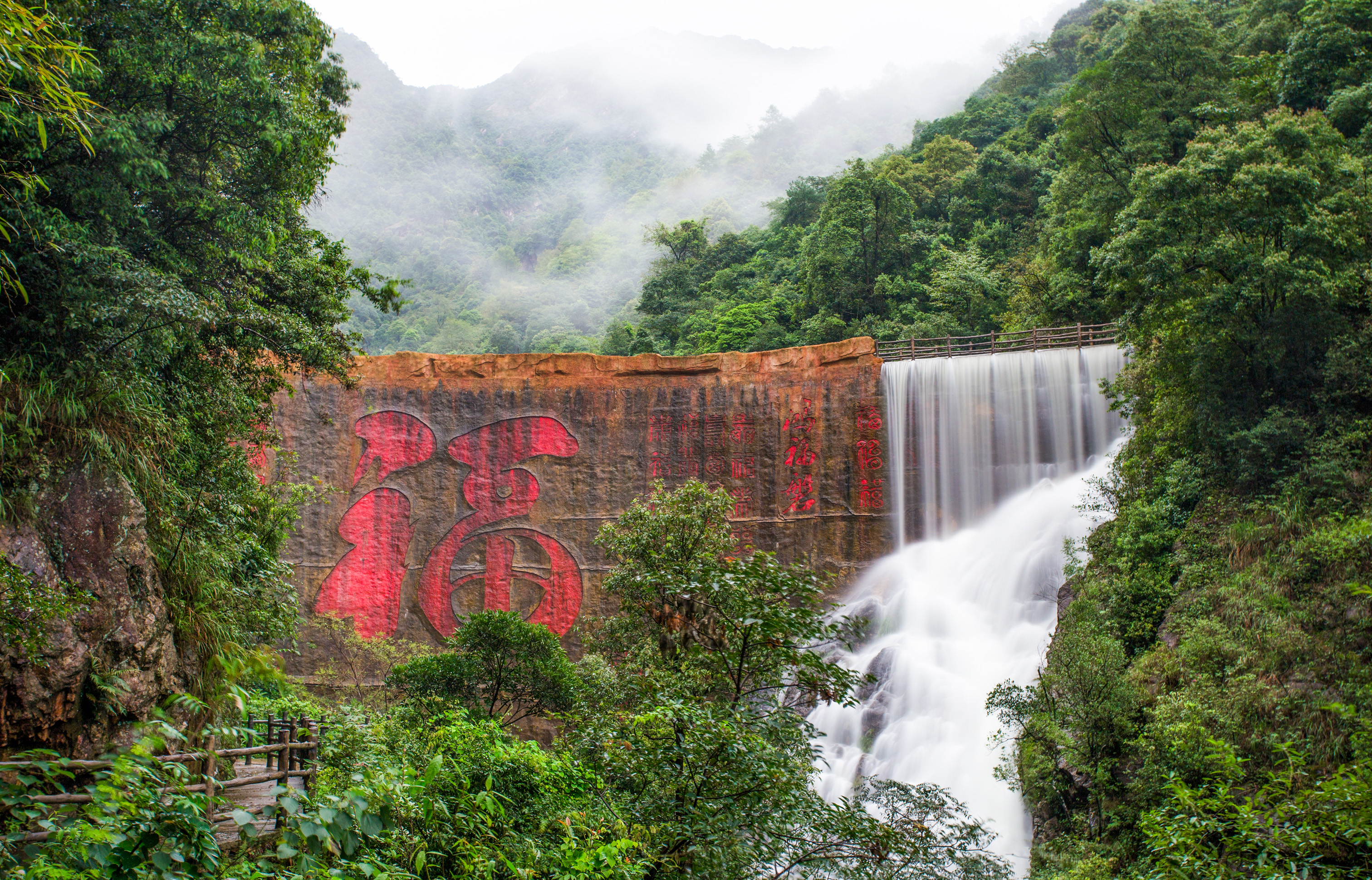 附近30公里旅游景点(附近30公里旅游景点苏州市)