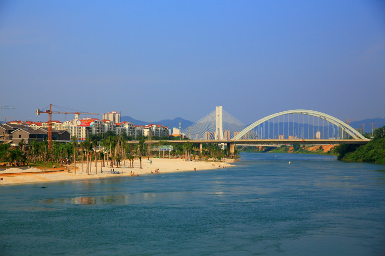 百色市沙滩公园