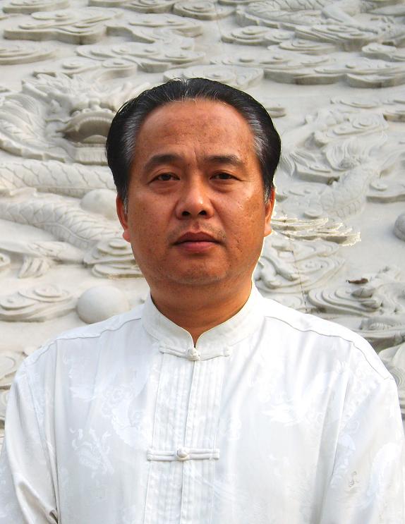  p>孔巍,号云阳山人,著名画家,书法家.