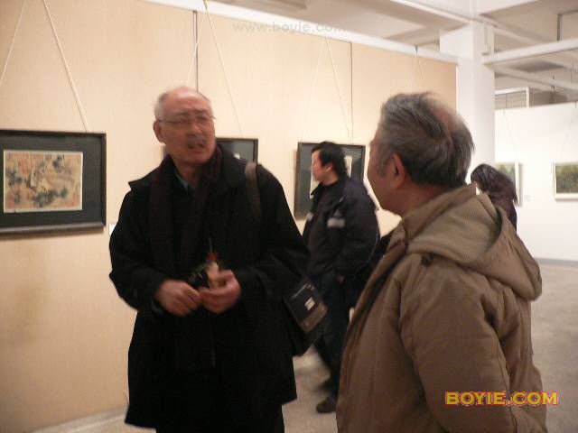  p>何纬仁,1943年生于广西柳州,著名书画家,是在国内少有的集油画