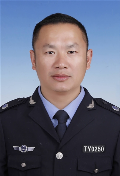  /p> p>现任玉环市玉城街道人大工委 span class="ref" data-ctrid="