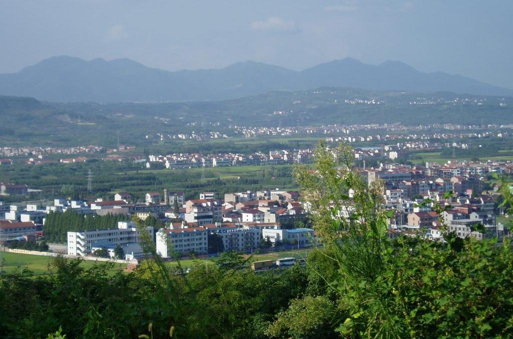  p>甘霖镇位于 a href="#" data-lemmaid="190275">浙江省 /a>嵊州市