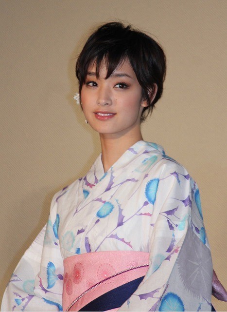 刚力彩芽