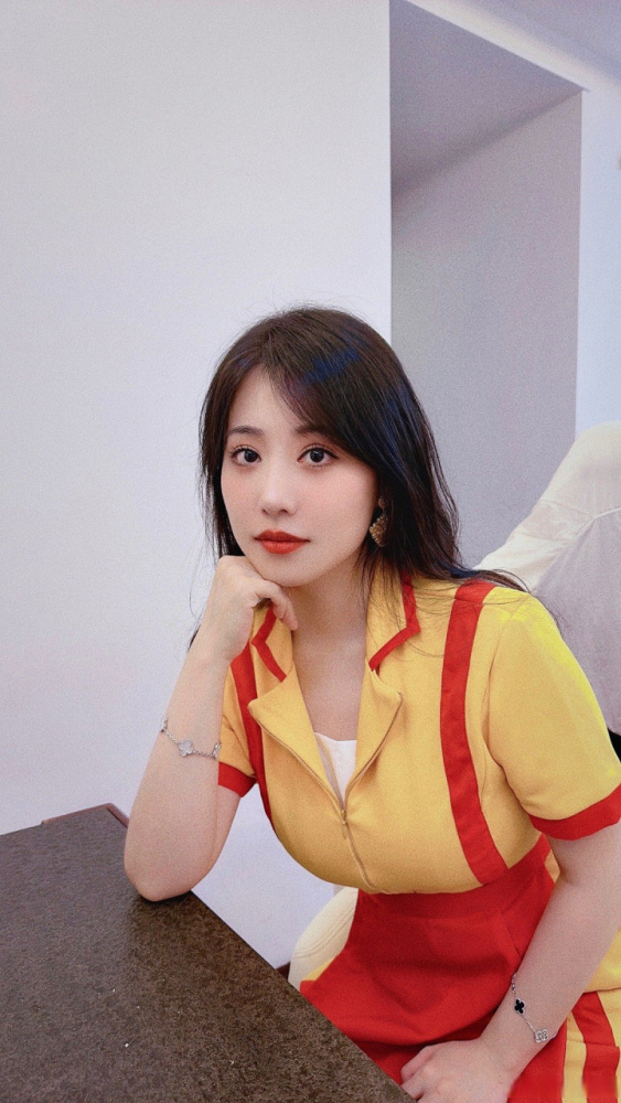 杨一歌_百度百科