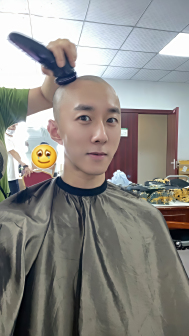 孙毅个人照