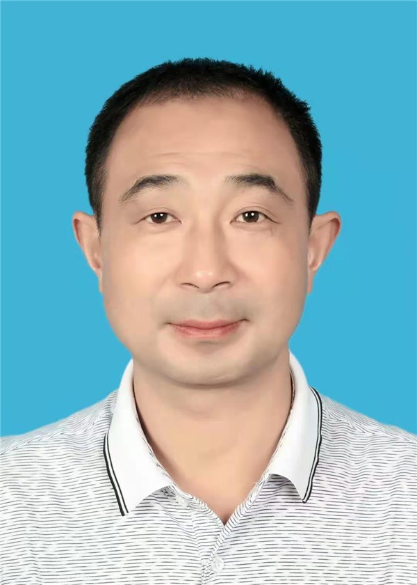  /p> p>现任安徽省东至县林业局党组成员,总工程师. /p>