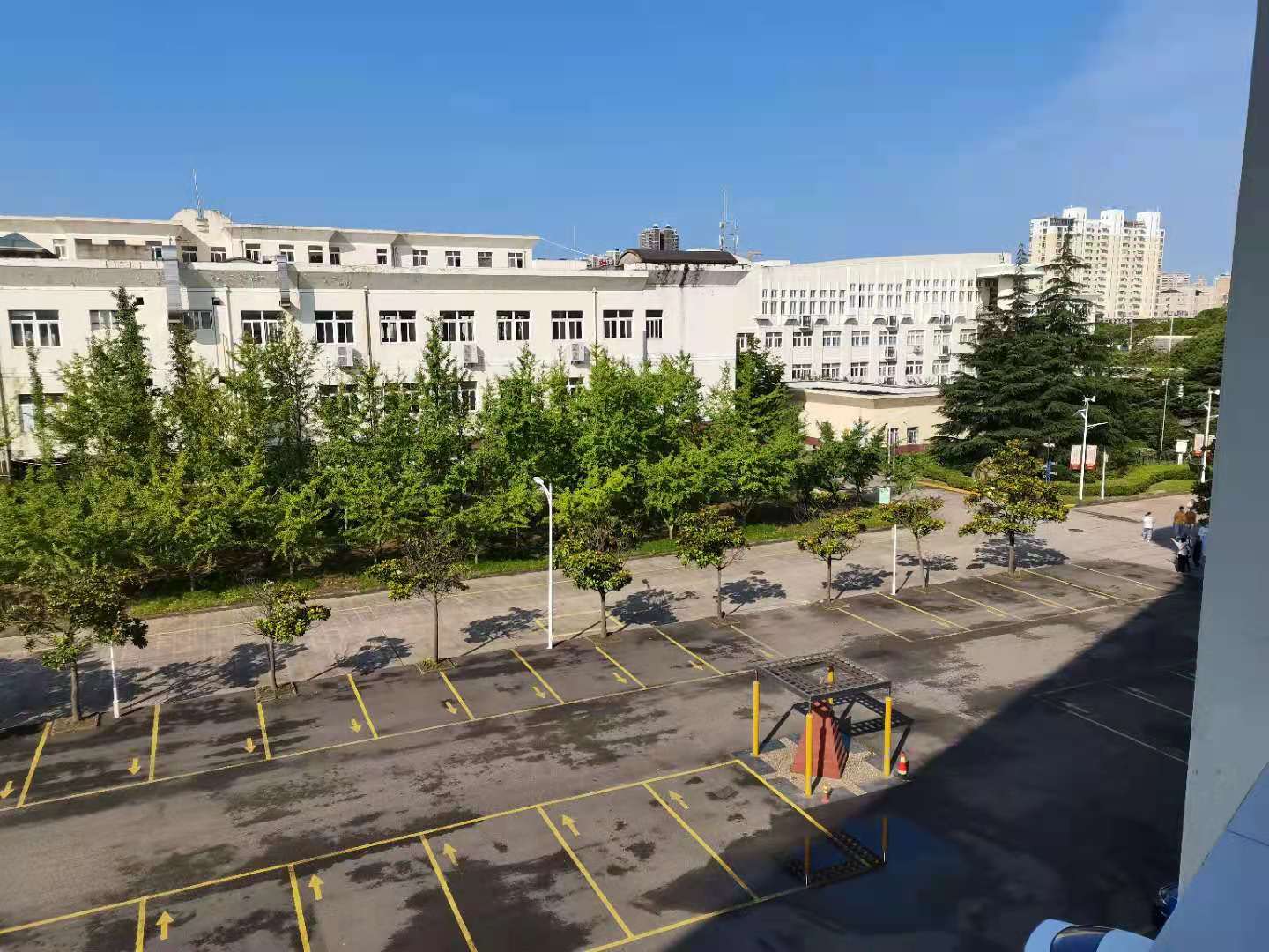 启东市汇龙中学