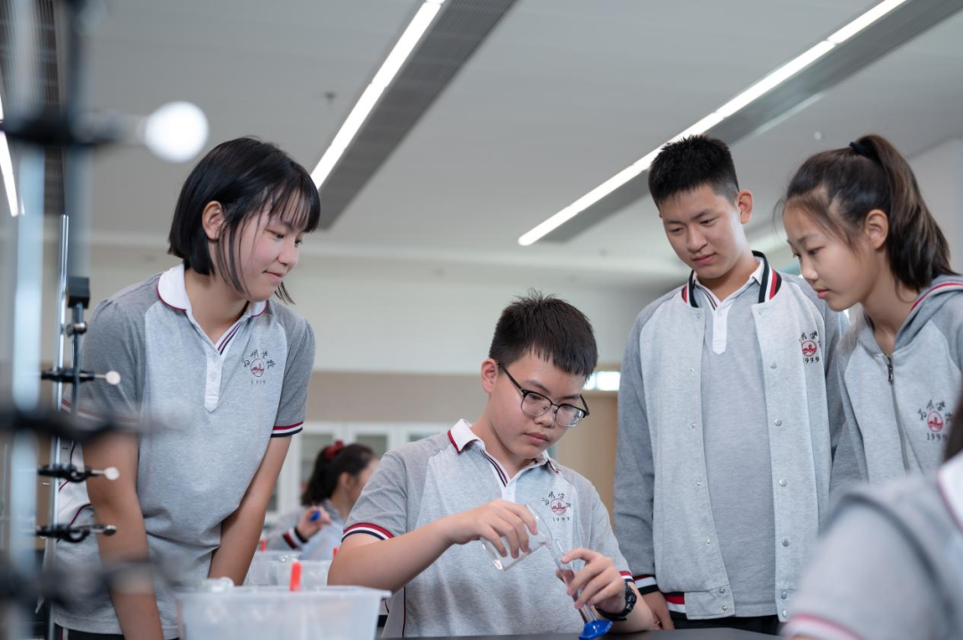 天津市西青区为明学校