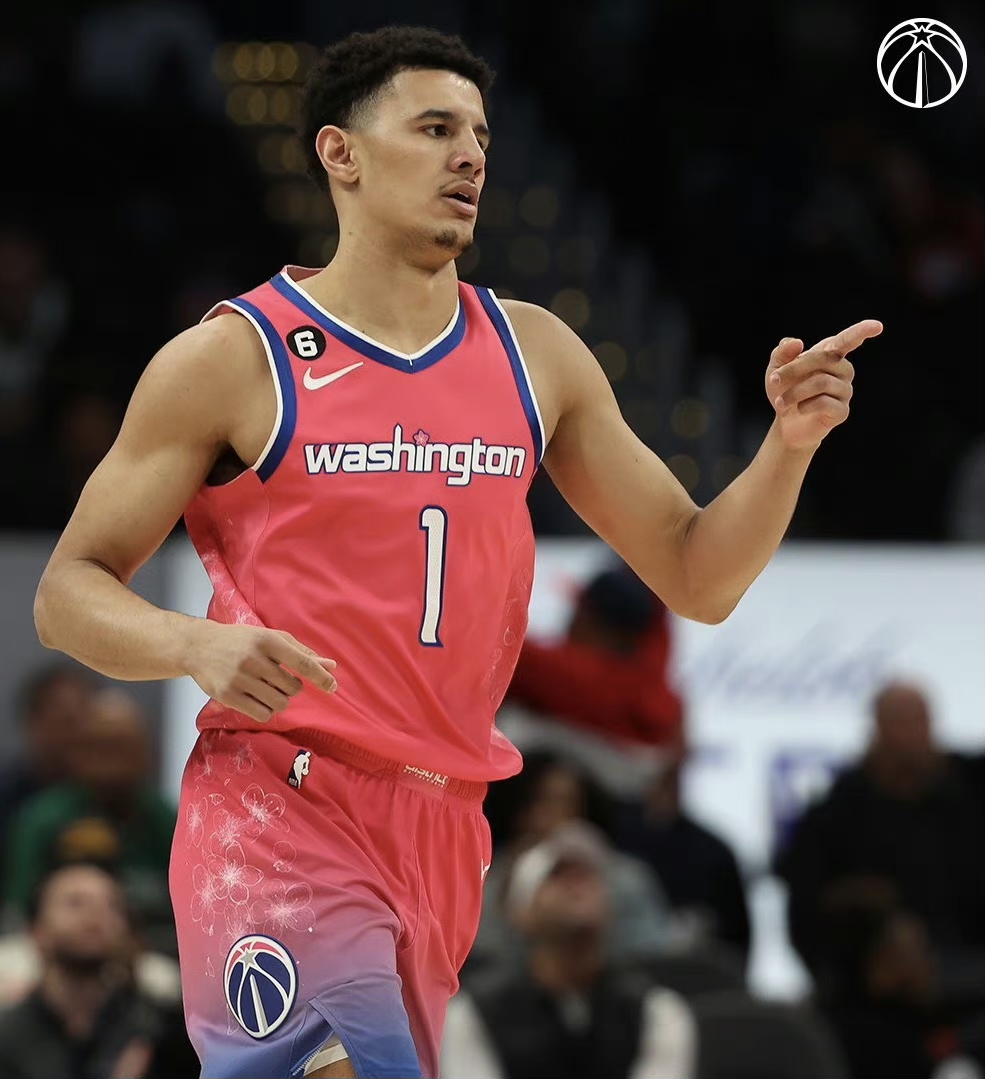 约翰尼·戴维斯