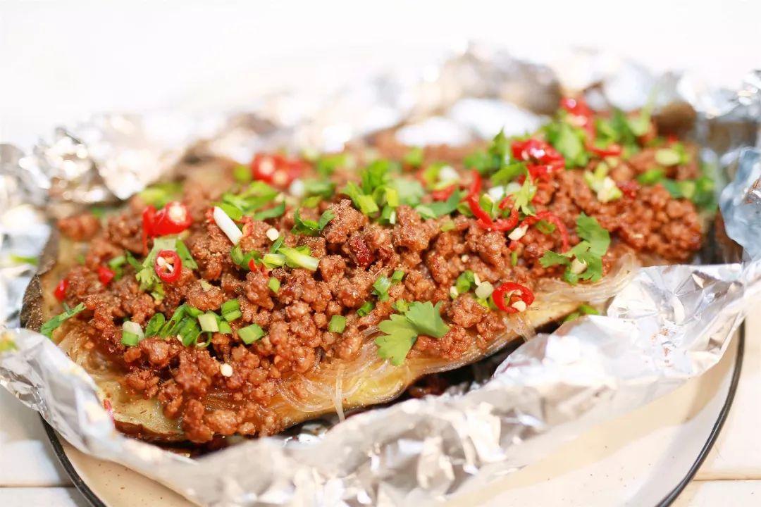 泡椒肉末烤茄子