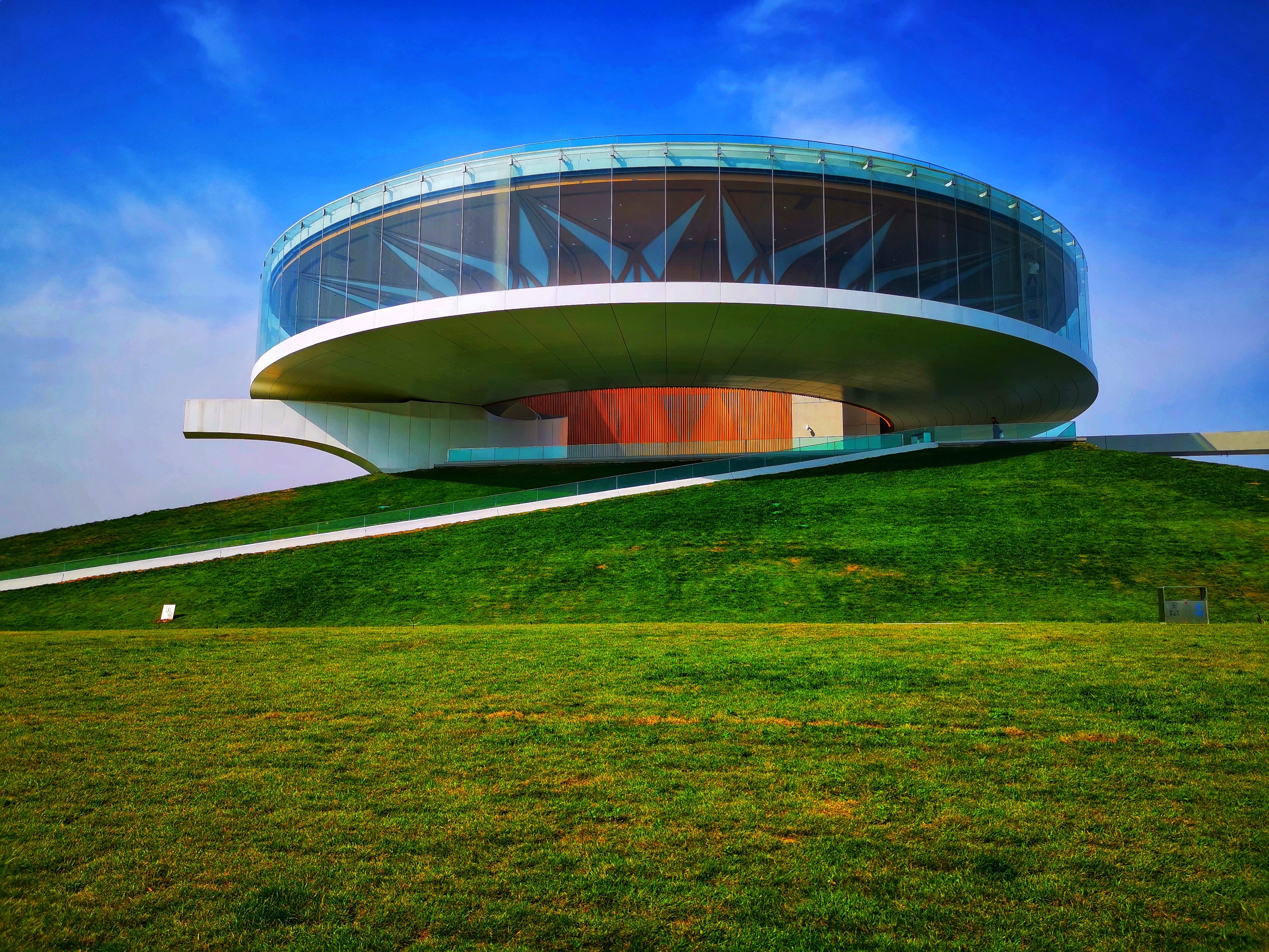 郑东新区龙湖公共艺术中心