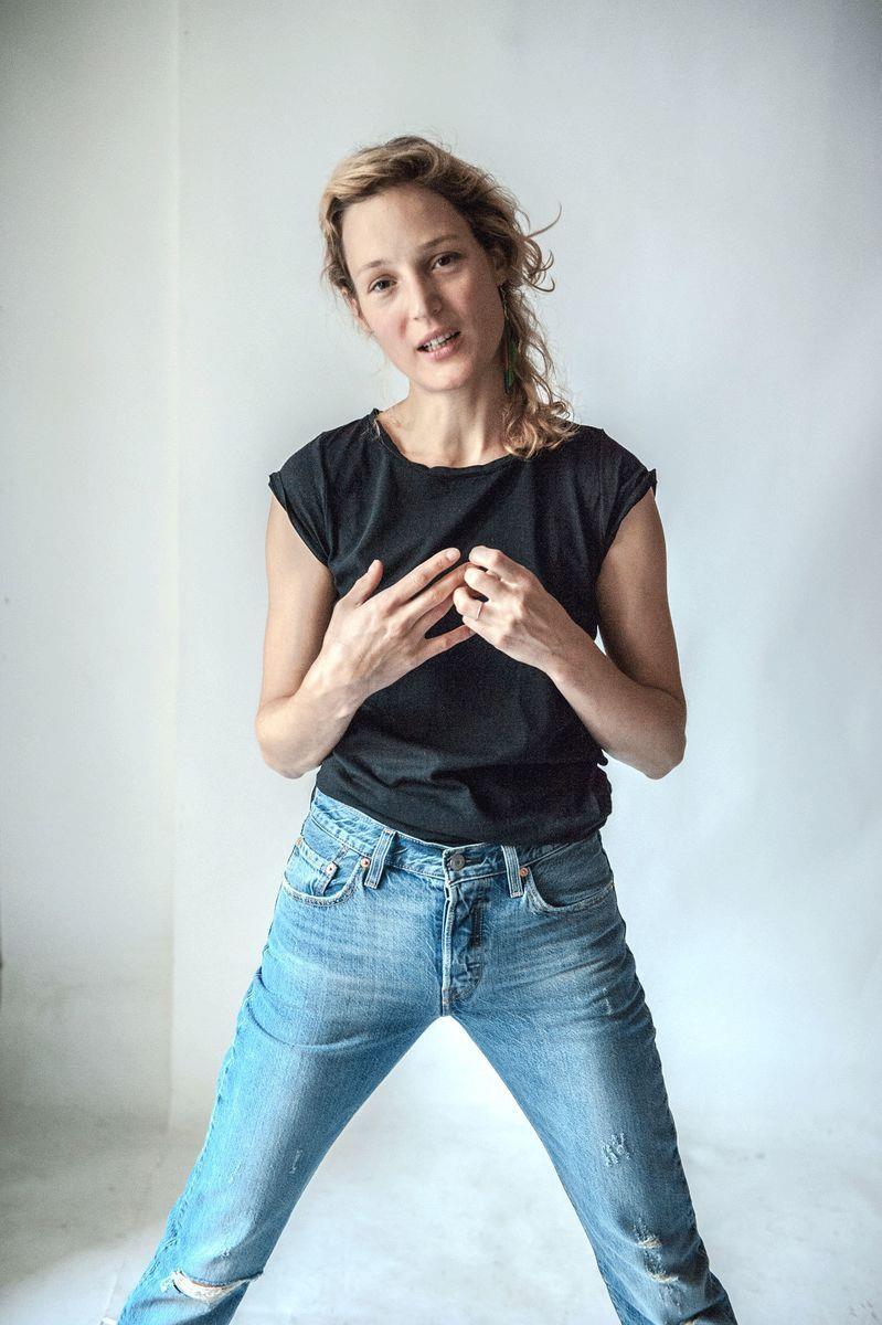 姬·克里普斯(vicky krieps),1983年10月4日出生于卢森堡,卢森堡演员