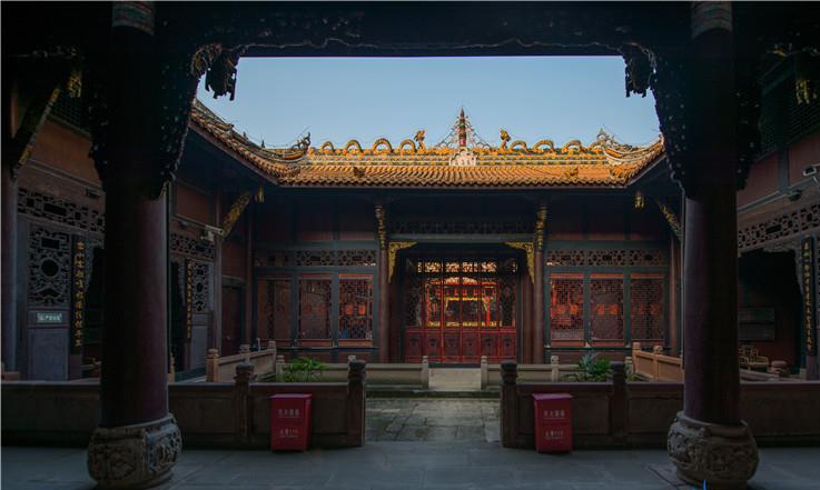  p>春秋祠,位于四川省泸州市叙永县叙永镇南大街4号,占地4500平方米