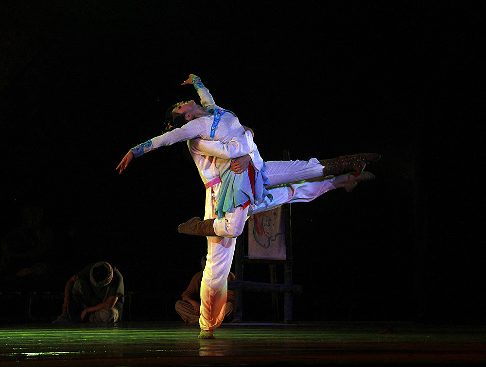  p>兰州歌舞剧院成立于1970年4月,其前身为兰州歌舞团.