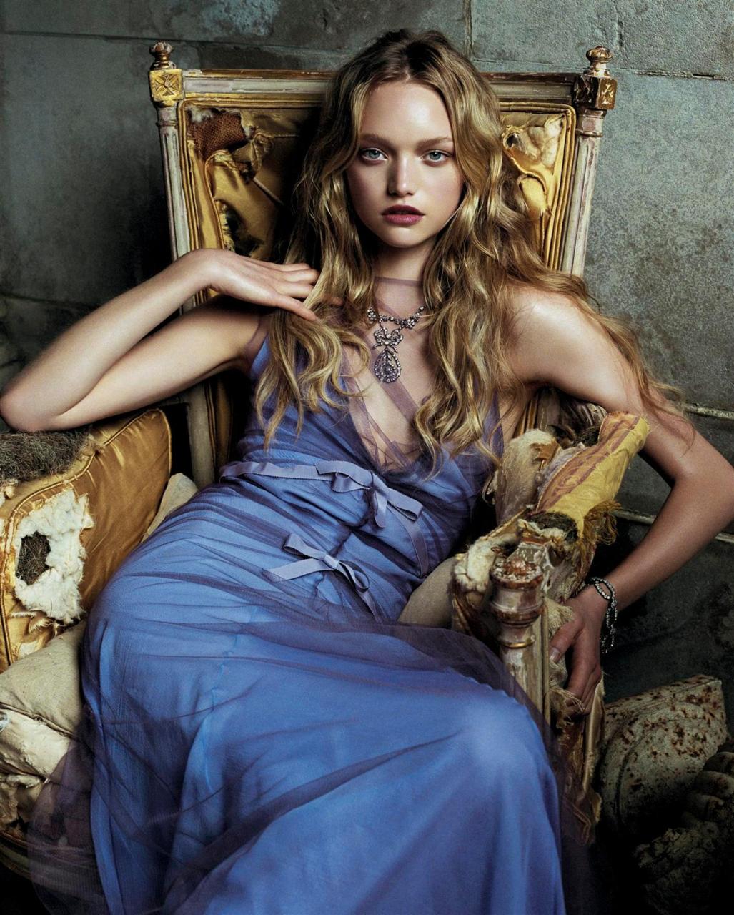  p>嘉玛·沃德( i>gemma ward /i>),1987年11月3日出生于澳大利亚西