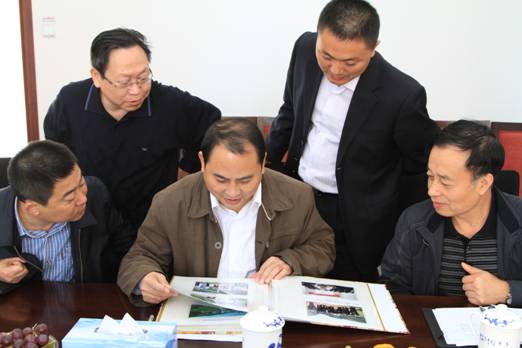  p>大小元村,江西省赣州市 a target="_blank" href="/item/上犹县