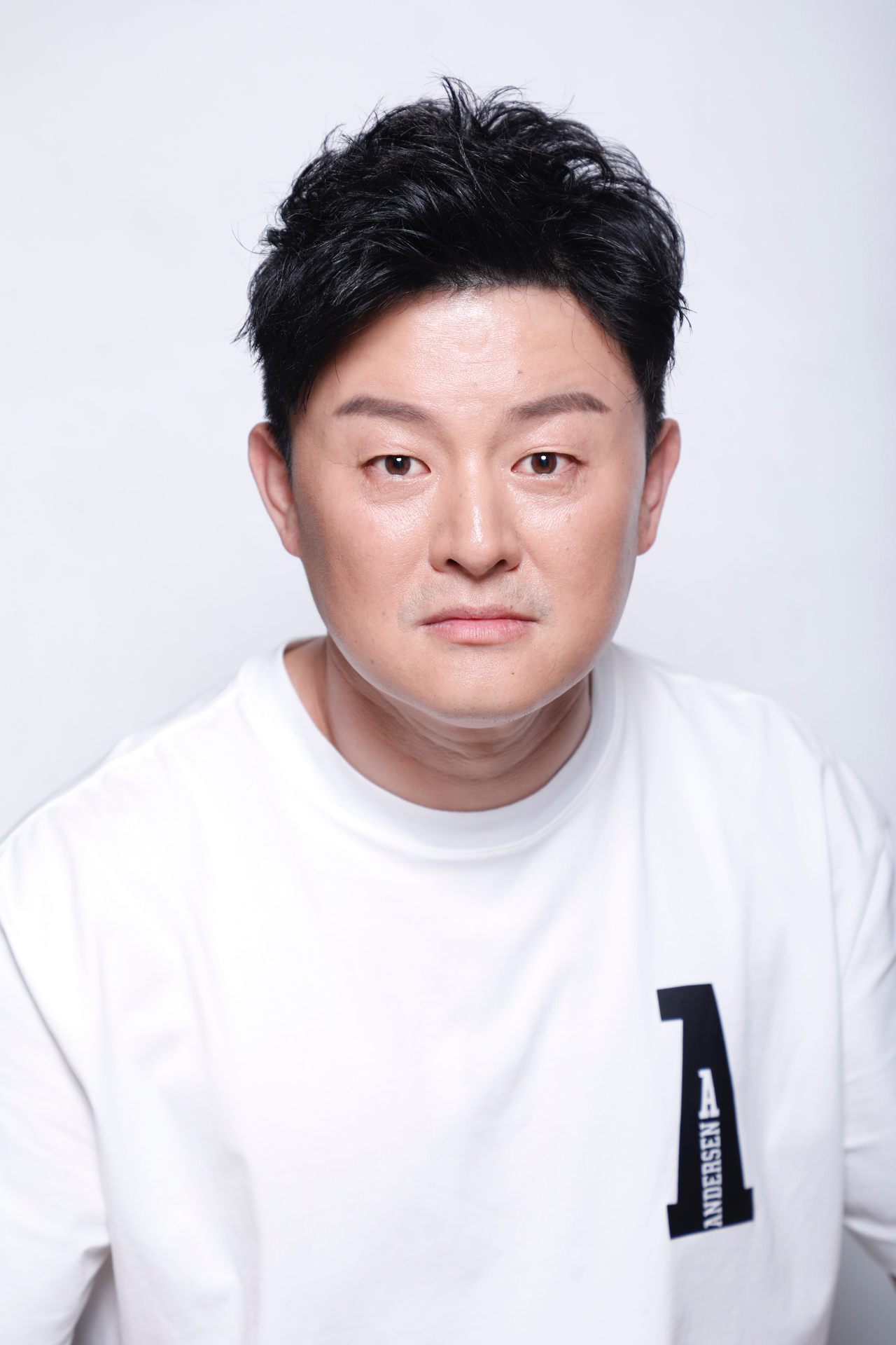  p>张磊,青岛人,中国内地青年影视演员, a target="_blank" href="