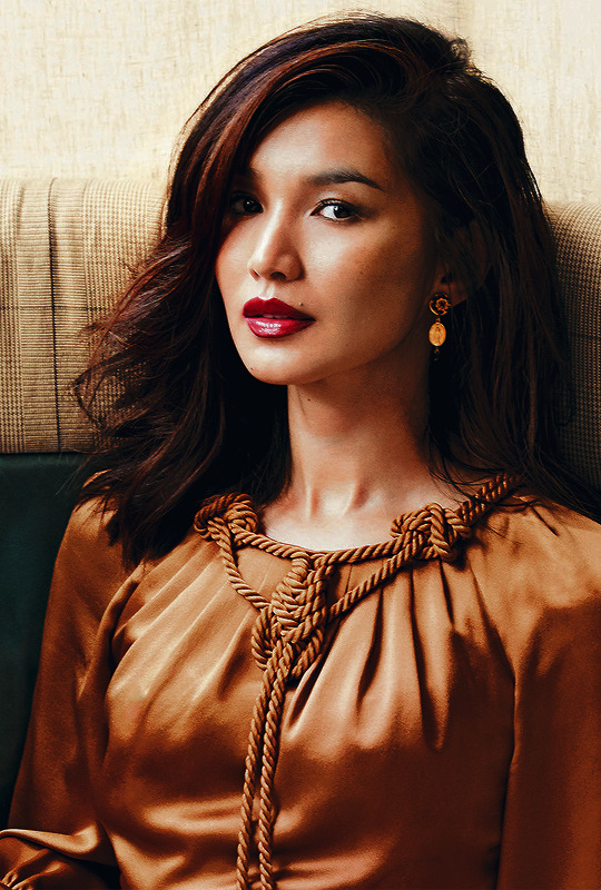  p data-id="gncqbu3ale">嘉玛·陈(gemma chan),本名陈静,1982年11月