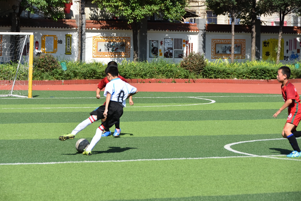 略阳县东关小学