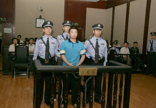 杨佳袭警案