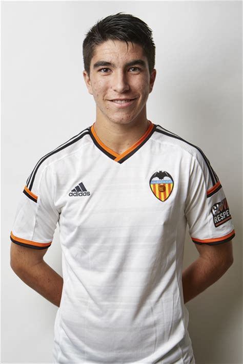  p>卡洛斯·索莱尔(carlos soler),1997年1月2日出生于 a target="