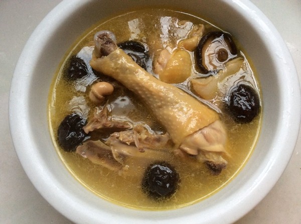 鸡肉香菇汤