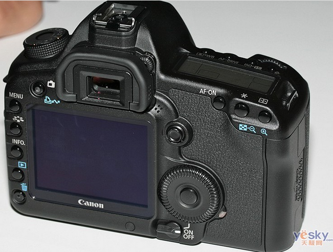  p>佳能eos5d是一款既能满足摄影 a target="_blank" href="/item